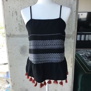 a.n.a. Boho Style Black & White Tassel Tank Top M